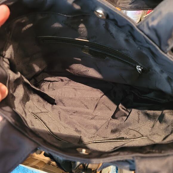 Calvin Klein Soft sided Quilted Black large tote shoulder bag large - Picture 5 of 7